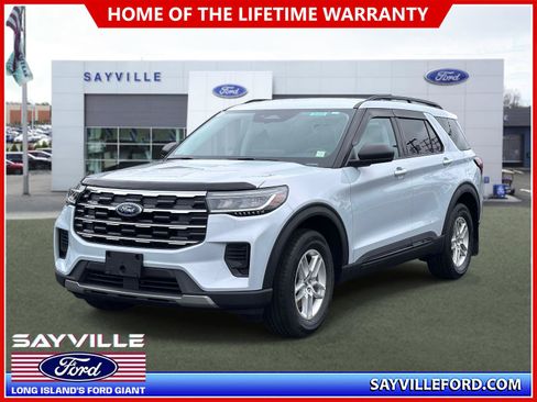 Used 2026 Ford Explorer Active AWD/4WD image 1