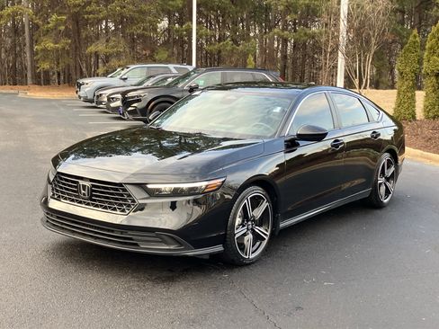 Used 2024 Honda Accord Sport image 6