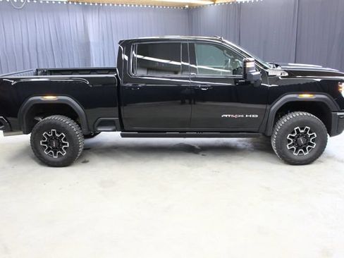Used 2025 GMC Sierra 2500 AT4X AWD/4WD image 57