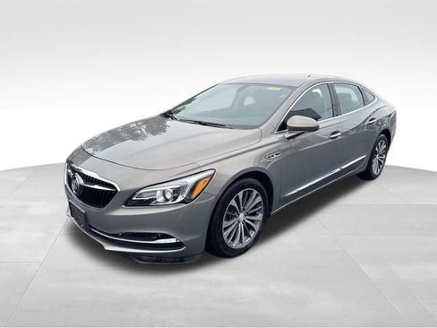 Used 2019 Buick LaCrosse Essence AWD/4WD image 1