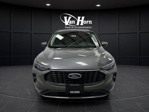 Used 2025 Ford Escape Platinum image 11