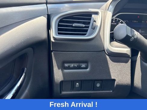Used 2023 Nissan Murano SV w/ SV Midnight Edition Package FWD image 9