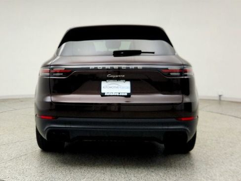 Used 2022 Porsche Cayenne Platinum Edition AWD/4WD image 6
