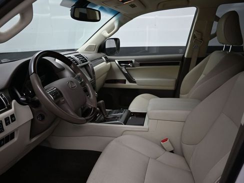 Used 2016 Lexus GX 460 w/ Premium Package AWD/4WD image 9