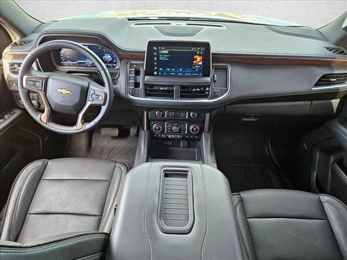 Used 2024 Chevrolet Tahoe High Country w/ Premium Package RWD image 16