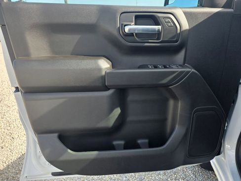 New 2026 Chevrolet Silverado 1500 Custom Trail Boss AWD/4WD image 9