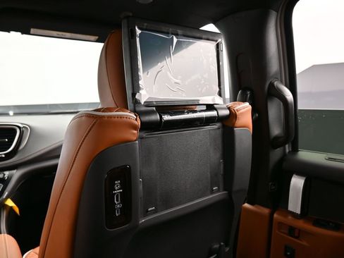 New 2026 Chrysler Pacifica Pinnacle image 16