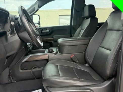 Used 2021 GMC Sierra 2500 SLT w/ SLT Convenience Package AWD/4WD image 9