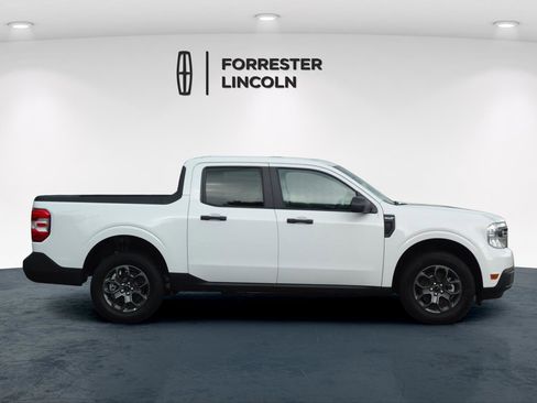 Used 2024 Ford Maverick XLT image 2