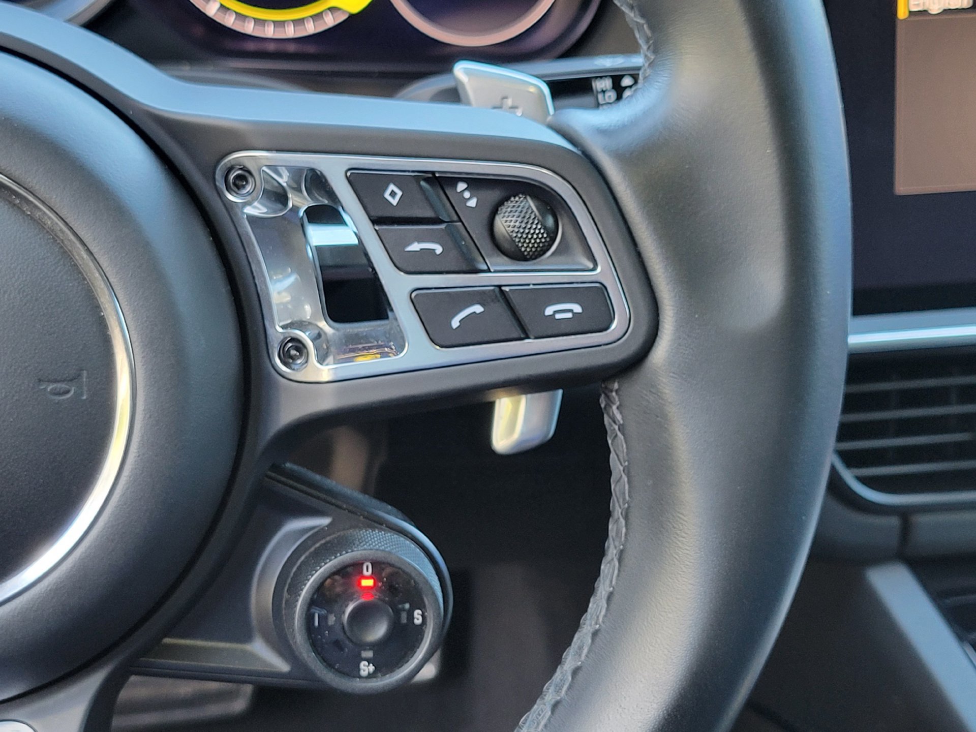 Certified 2022 Porsche Cayenne Turbo AWD/4WD image 14