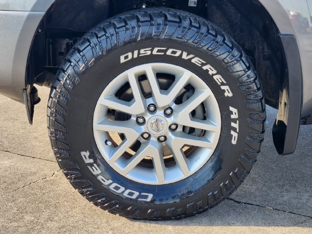 Used 2020 Nissan Frontier SV AWD/4WD image 10