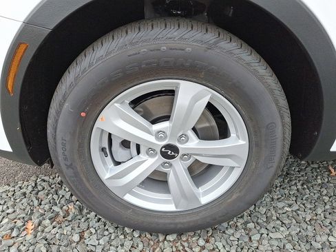 New 2026 Kia Sorento LX image 4