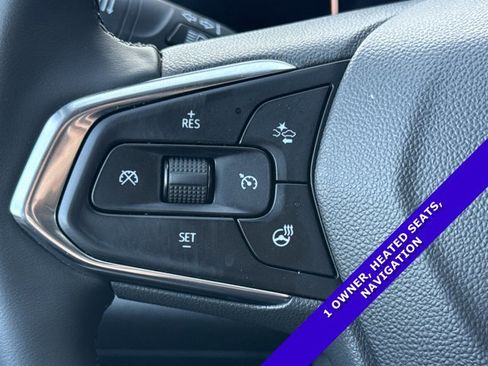 Used 2025 Chevrolet Trax LT w/ LT Convenience Package image 19