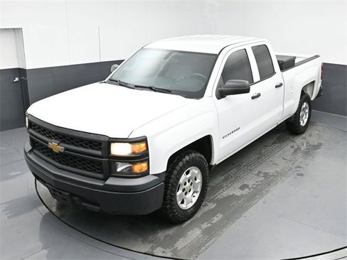 Used 2015 Chevrolet Silverado 1500 W/T w/ Trailering Package image 31