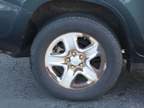 Used 2011 Toyota RAV4 4WD w/ Base L4 Extra Value Pkg image 8