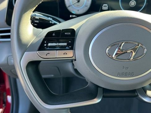 Certified 2023 Hyundai Elantra SEL w/ Convenience Package image 24