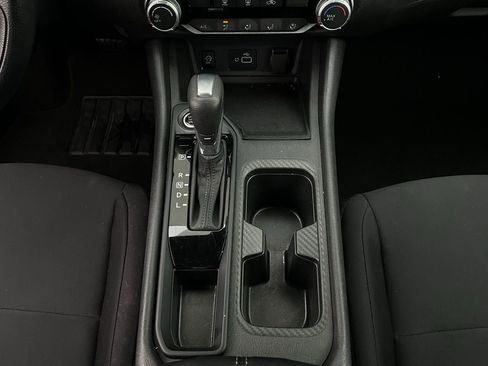 Used 2025 Nissan Sentra S image 13