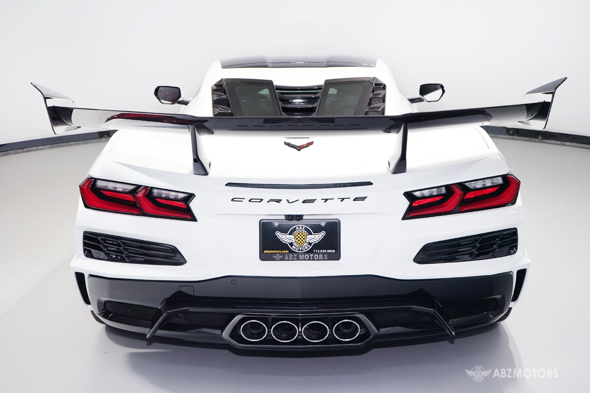 Used 2026 Chevrolet Corvette ZR1 w/ ZR1 Carbon Fiber Aero Package RWD image 8