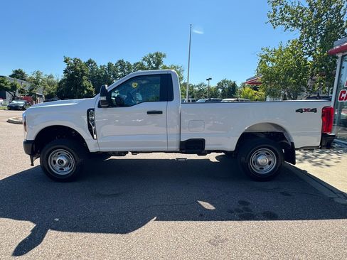 Used 2026 Ford F250 XL w/ Snow Plow/Camper Package AWD/4WD image 4