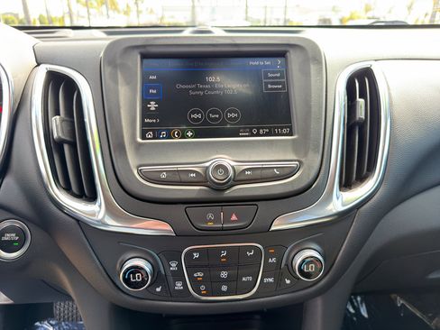 Used 2024 Chevrolet Equinox LT FWD image 20