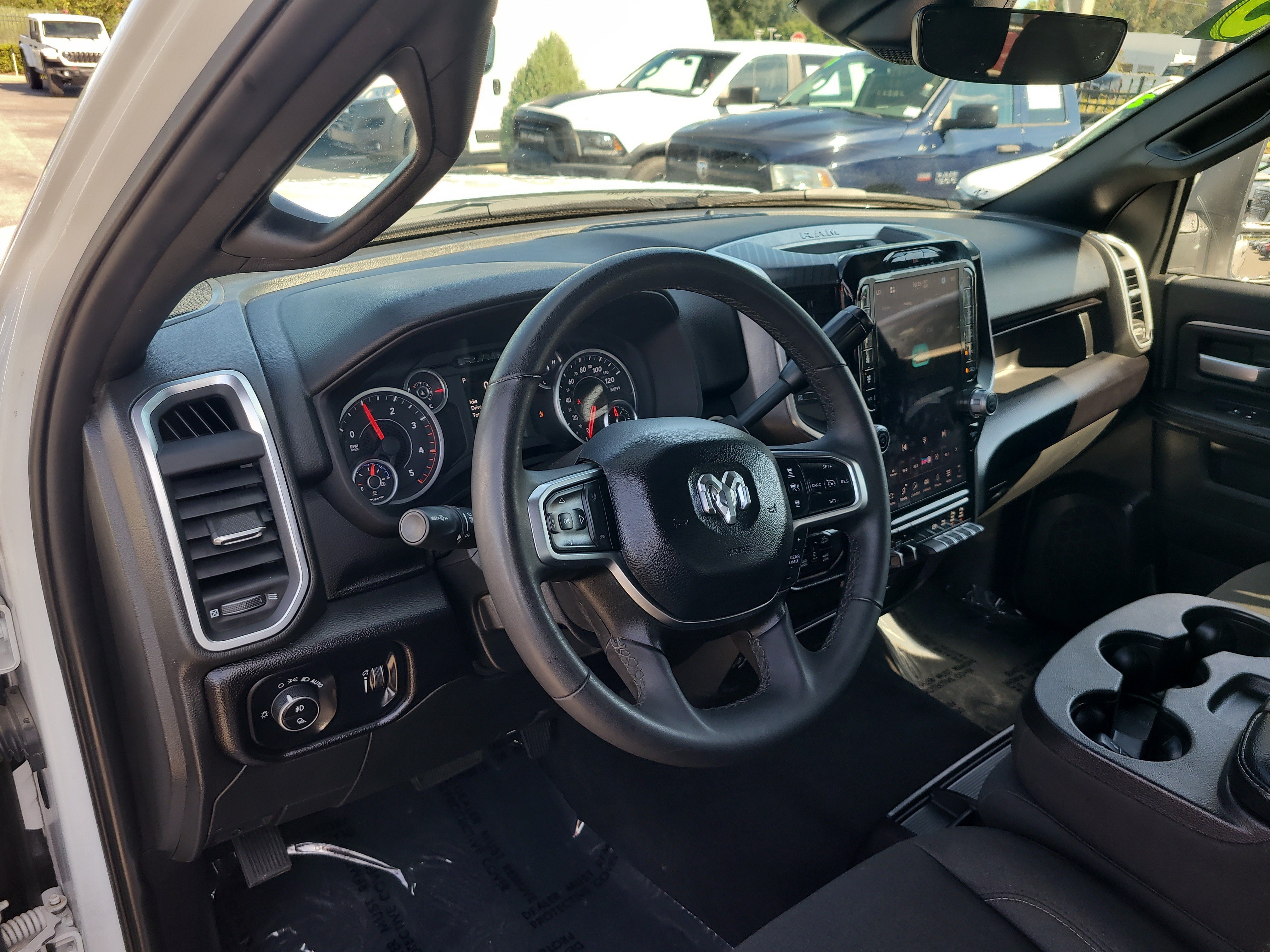 Used 2025 RAM 2500 Big Horn AWD/4WD image 19