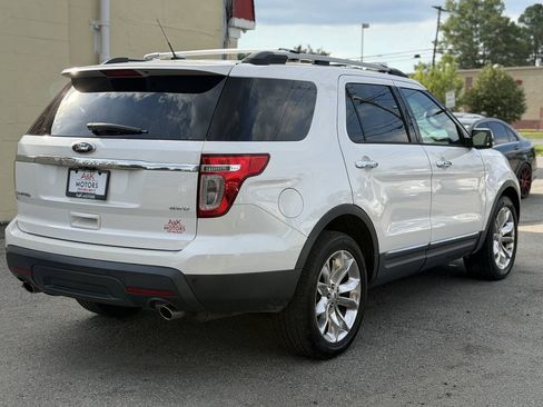 Used 2014 Ford Explorer Limited w/ Equipment Group 302A AWD/4WD image 8