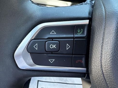 Used 2023 Jeep Compass Limited AWD/4WD image 20