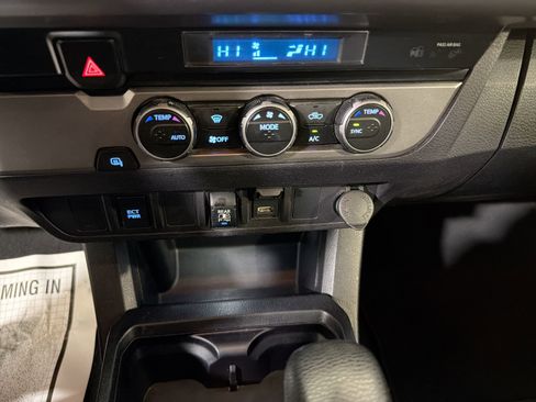 Used 2021 Toyota Tacoma SR5 image 19