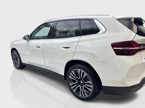 Used 2025 BMW X3 xDrive30i AWD/4WD image 14