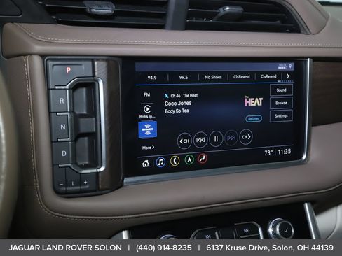 Used 2021 GMC Yukon Denali w/ Denali Premium Package AWD/4WD image 25