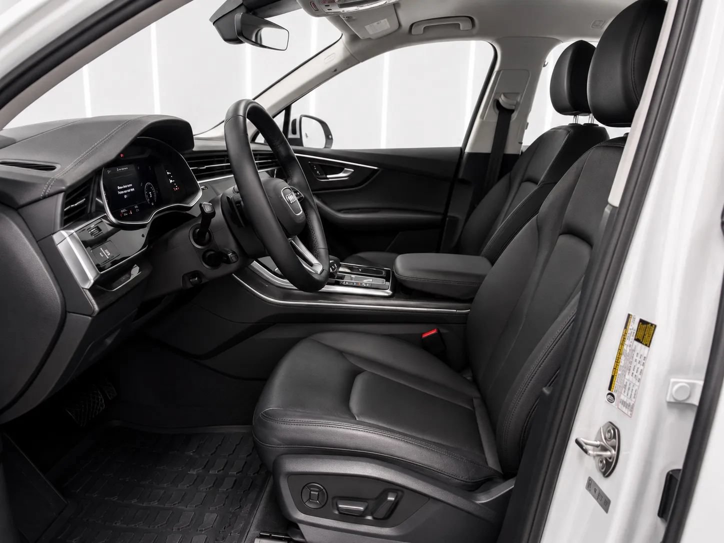 Used 2023 Audi Q7 3.0T Prestige AWD/4WD image 8