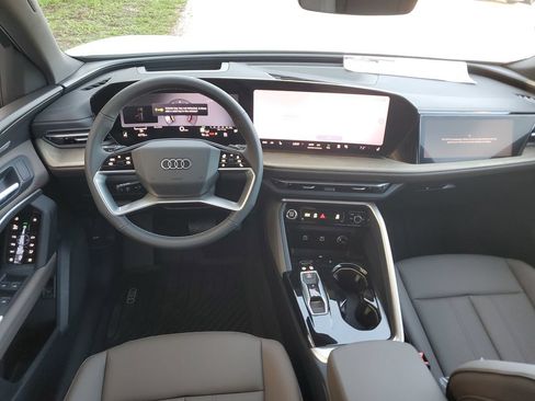 New 2026 Audi Q5 Premium Plus AWD/4WD image 3