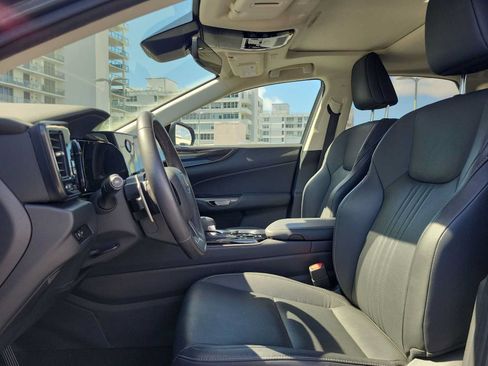 Used 2024 Lexus NX 250 FWD w/ Cold Area Package image 8
