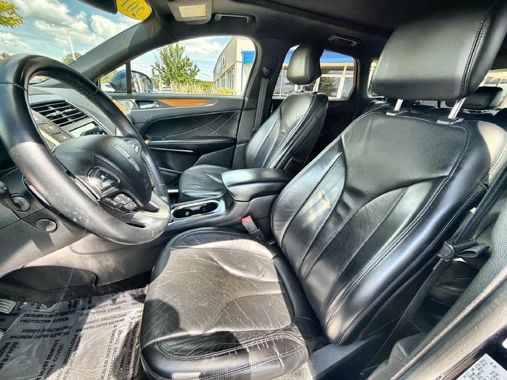 Used 2017 Lincoln MKC Reserve AWD/4WD image 13