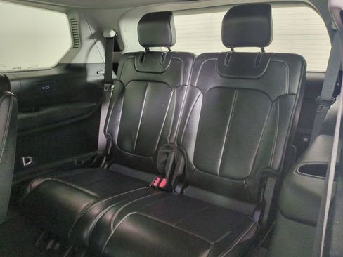 Used 2022 Jeep Grand Cherokee L Limited AWD/4WD image 16
