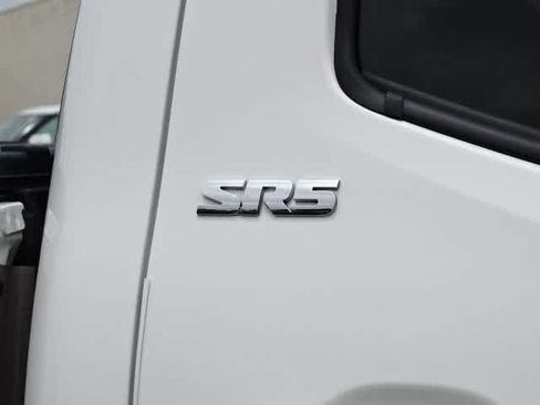 Certified 2021 Toyota Tacoma SR5 RWD image 10