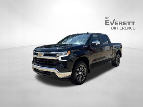 Used 2024 Chevrolet Silverado 1500 LT AWD/4WD image 3