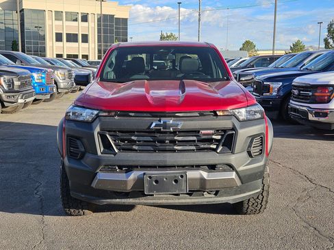 Used 2024 Chevrolet Colorado Trail Boss w/ Technology Package AWD/4WD image 11