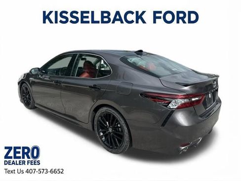 Used 2022 Toyota Camry XSE FWD image 7