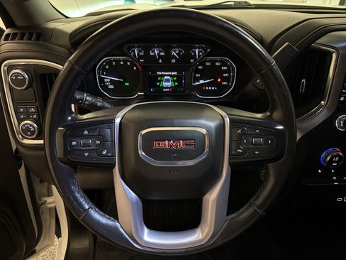 Used 2020 GMC Sierra 1500 Elevation w/ Elevation Value Package RWD image 11