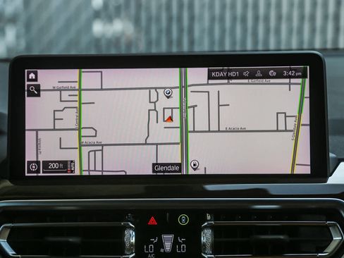 Used 2024 BMW X3 sDrive30i image 11