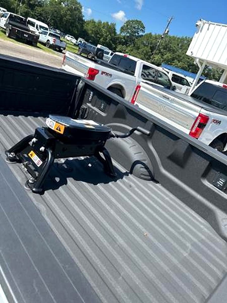 New 2025 Ford F350 Lariat w/ Lariat Ultimate Package AWD/4WD image 7