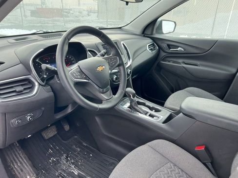 Used 2024 Chevrolet Equinox LT image 25