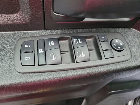 Used 2020 RAM 5500 Tradesman w/ Chrome Appearance Group image 36