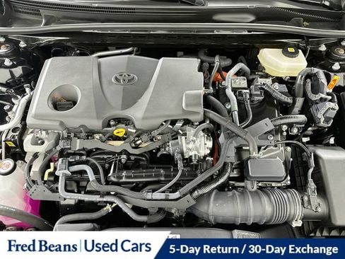 Used 2025 Toyota Camry SE AWD/4WD image 35