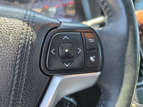 Used 2017 Toyota Sienna Limited Premium AWD/4WD image 8