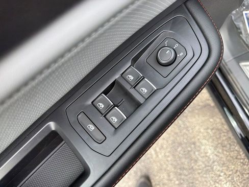New 2026 Volkswagen Atlas Peak Edition AWD/4WD image 12