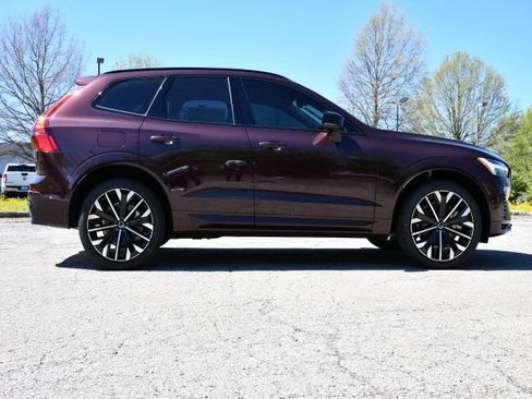 New 2026 Volvo XC60 T8 Ultra w/ Protection Package Premier AWD/4WD image 8