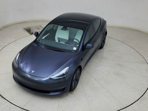 Used 2023 Tesla Model 3 Standard Range image 74