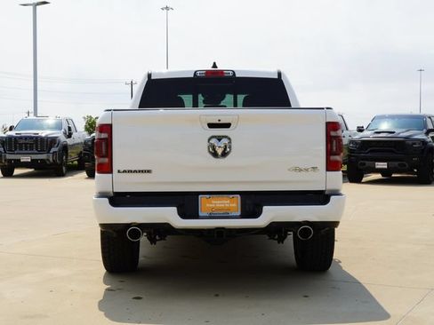 Used 2023 RAM 1500 Laramie AWD/4WD image 8